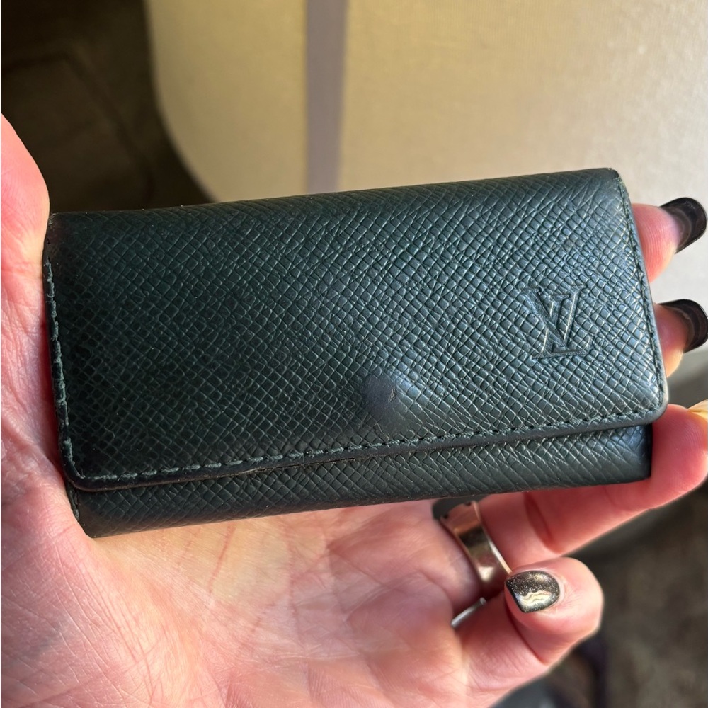 Authentic LOUIS VUITTON Dark Green Leather Key Holder wallet Unisex'